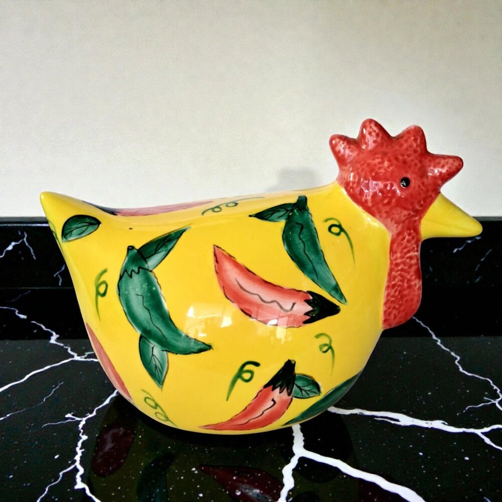 VTG CBK Ltd 1999 Hand Painted Rooster Yellow w/Red Green Chili Peppers